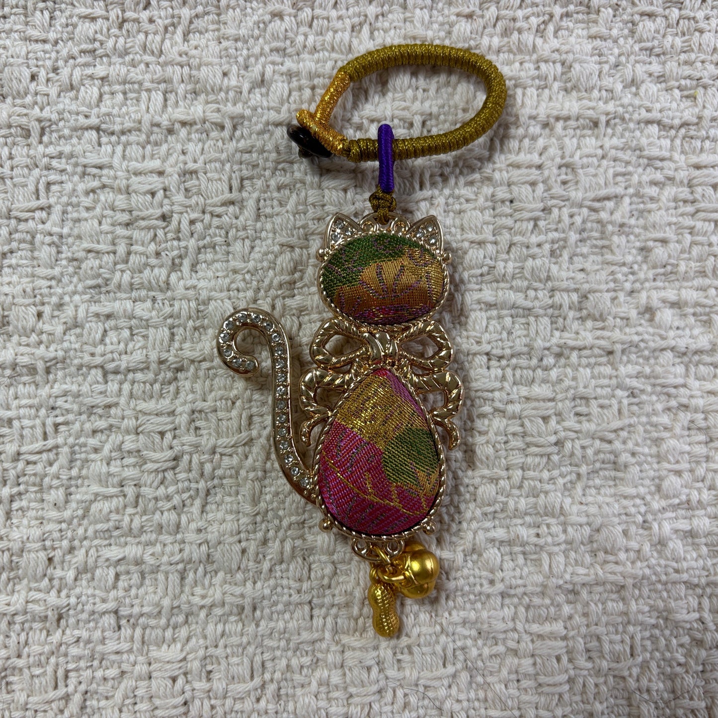 JOFAE Kyoto handmade Aristocat charm featuring vintage brocade cat design, elegant Japanese artisan keychain accessory.