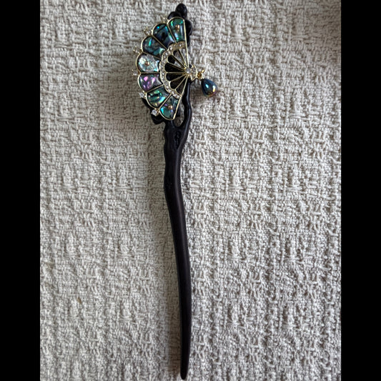 JOFAE Kyoto mother-of-pearl fan hair stick with handcrafted raden design inspired by Kyoto artistry, used as a traditional hair accessory.