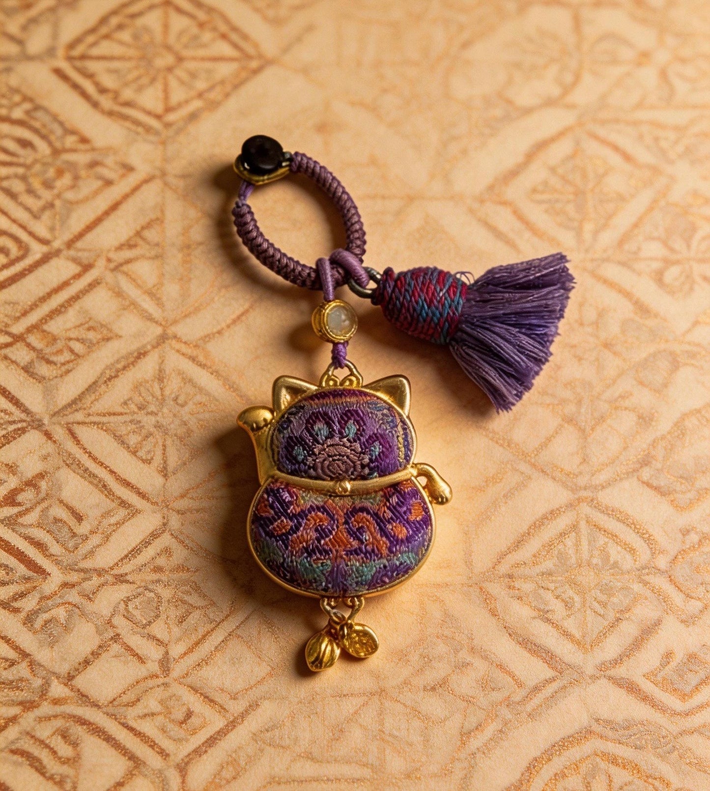 Maneki Neko Lucky Charm (Purple) – Kyoto Inspired Handmade Amulet – Symbol of Protection, Wisdom and Inner Balance – Artisan Japanese Craft